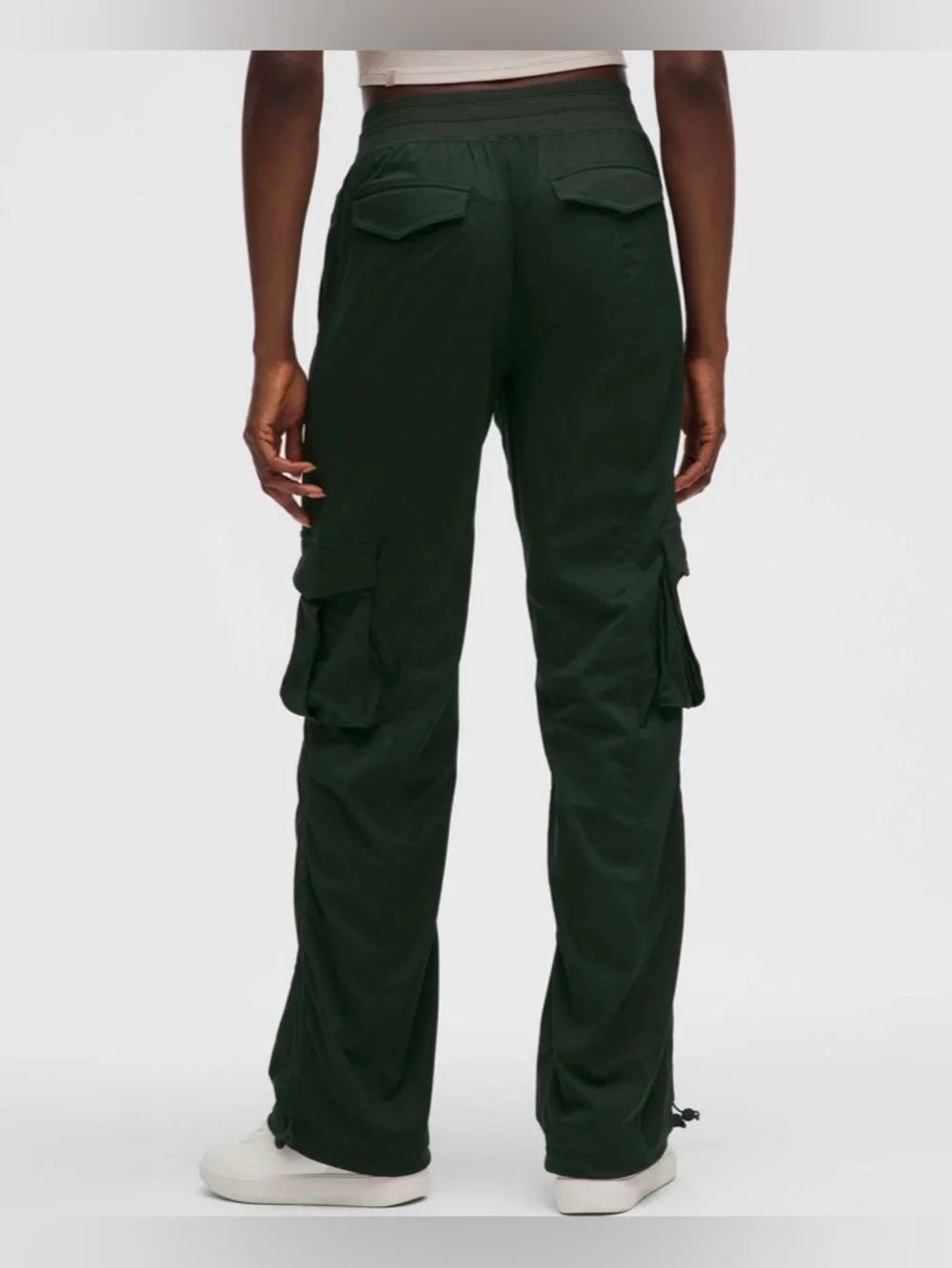 Lululemon Dance Studio Relaxed Fit MidRise Cargo Pant Sz XS Rainforest Green NWT - Picture 3 of 4